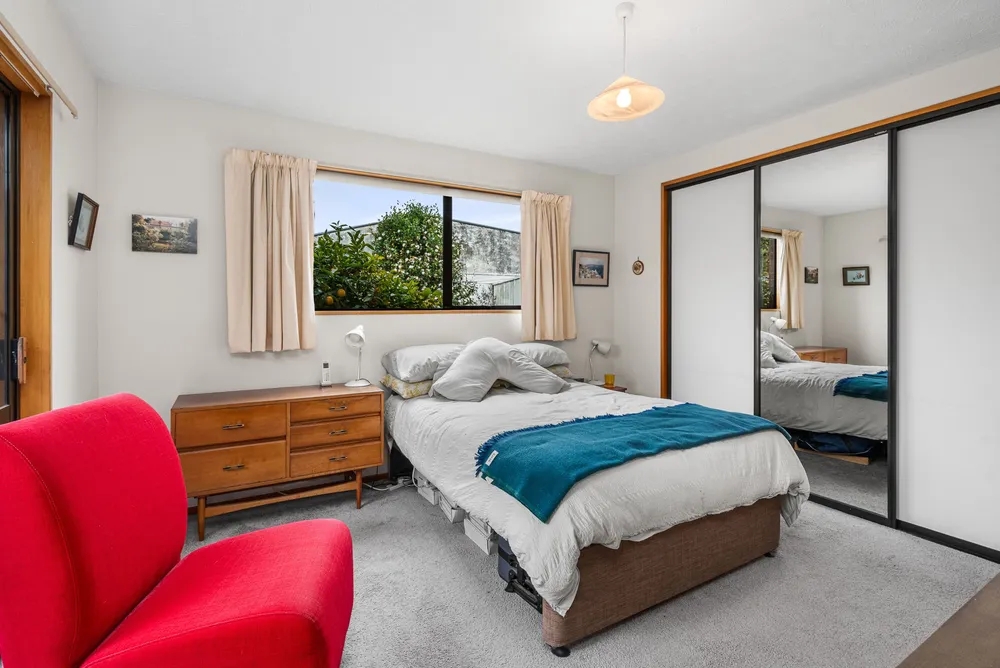 Photos of 6 Tuscany Place