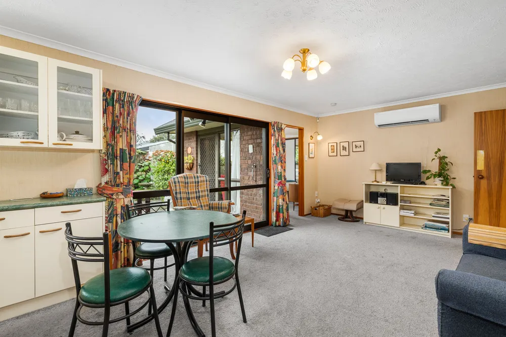 Photos of 6 Tuscany Place