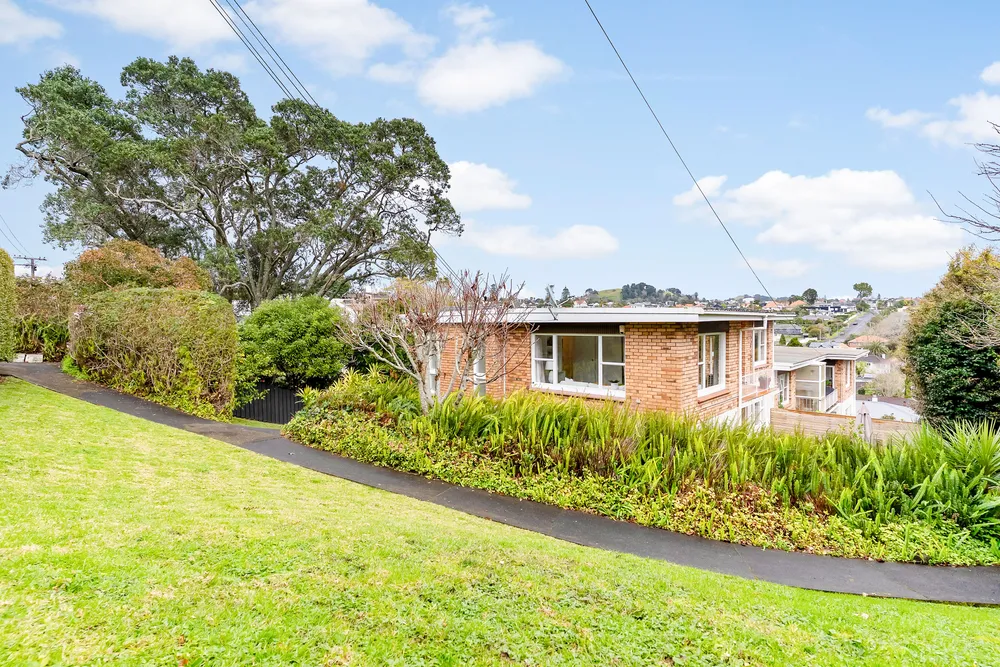 Photos of 1/120 Orakei Road