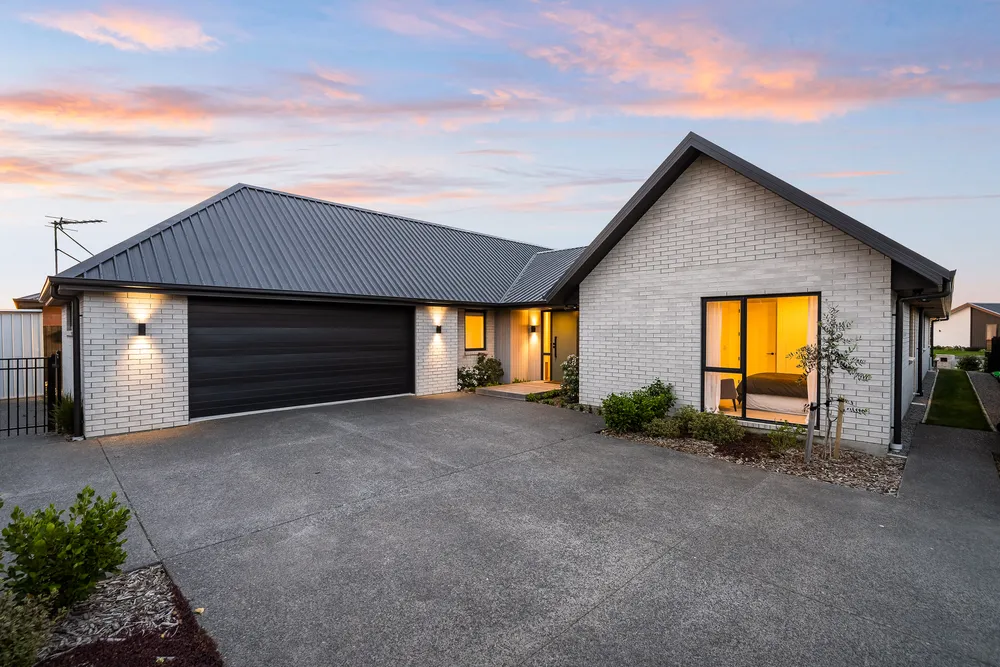 Photos of 2 Tabor Place
