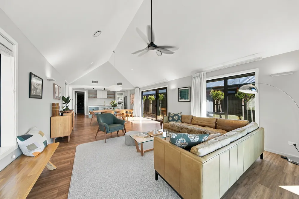 Photos of 2 Tabor Place