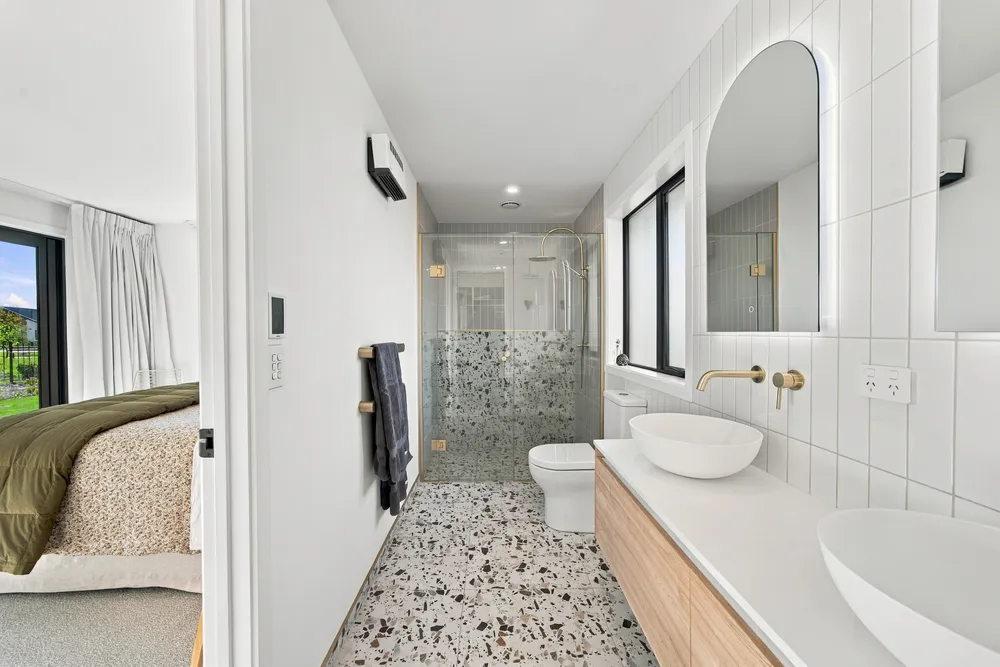 Photos of 2 Tabor Place