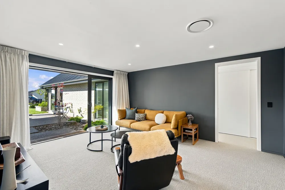 Photos of 2 Tabor Place