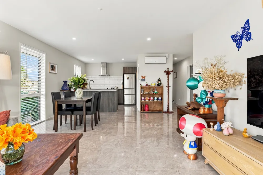 Photos of 56 Stationmasters Way