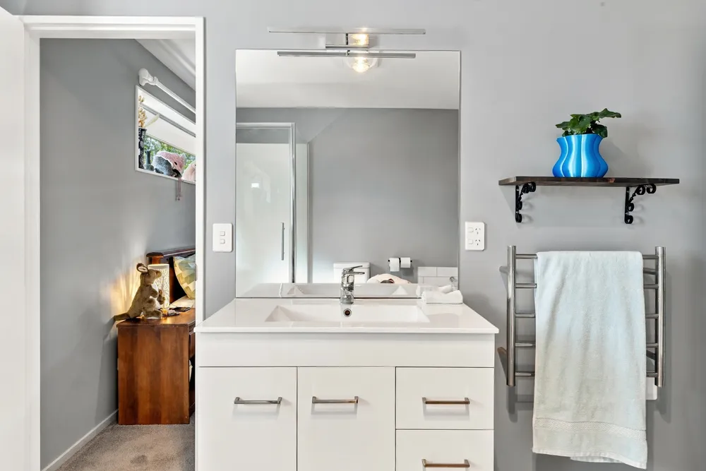 Photos of 56 Stationmasters Way