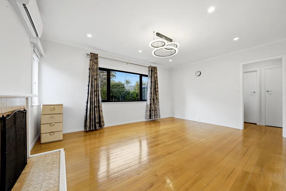 Photos of 190 Forrest Hill Road