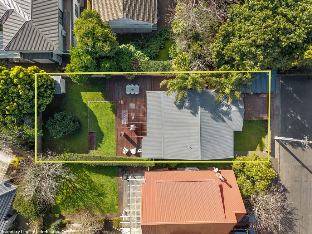Photos of 12 Thorley Street