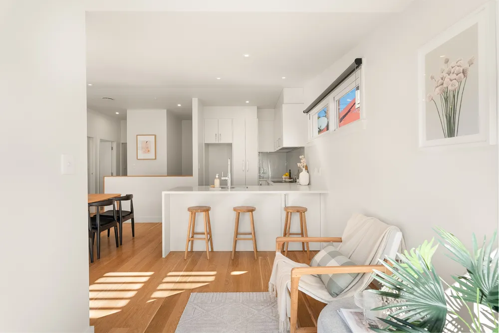 Photos of 12 Thorley Street