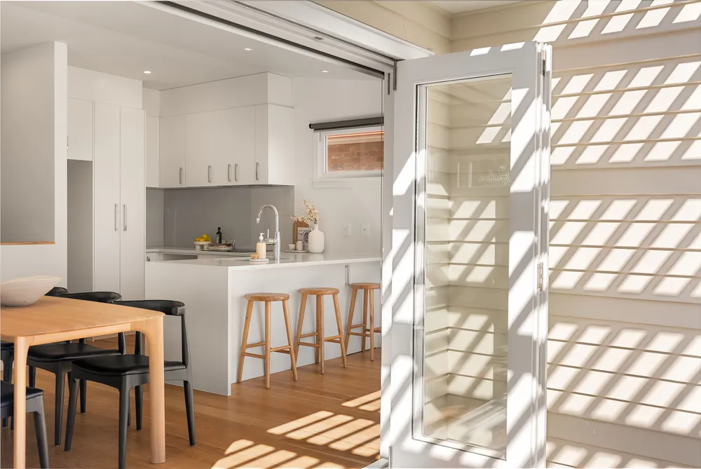 Photos of 12 Thorley Street