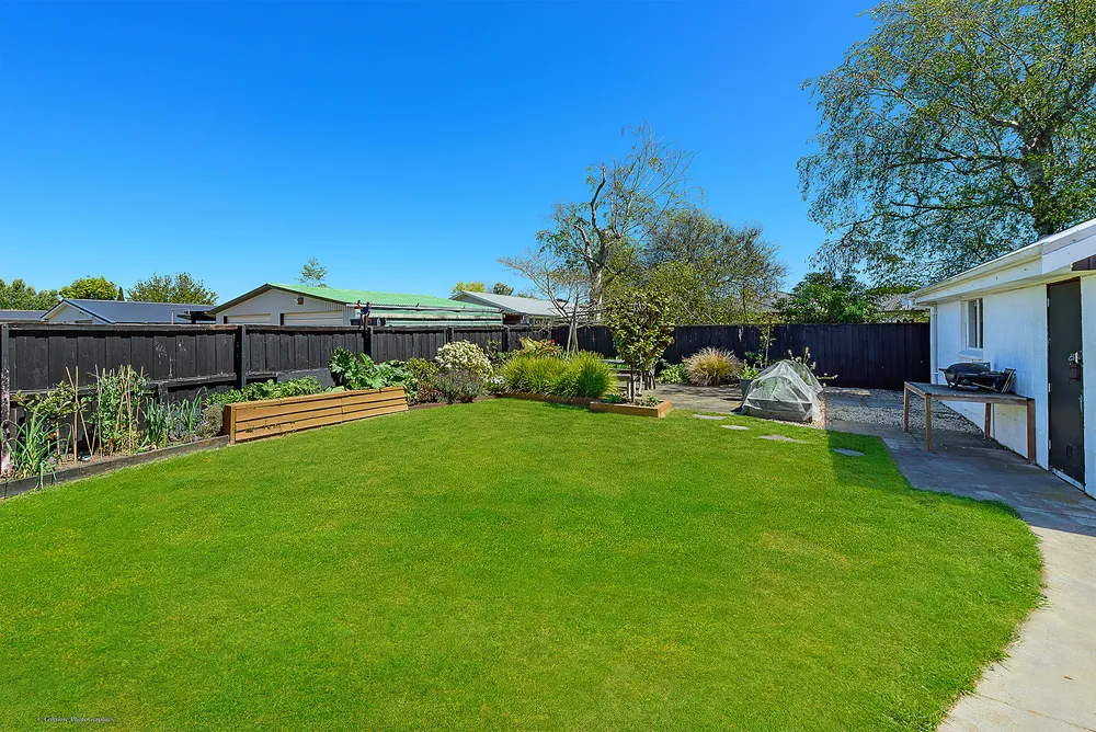 Photos of 54 Inwoods Road