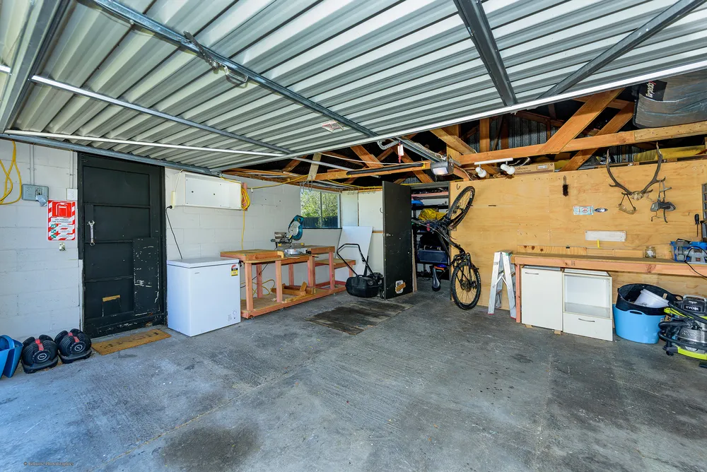 Photos of 54 Inwoods Road