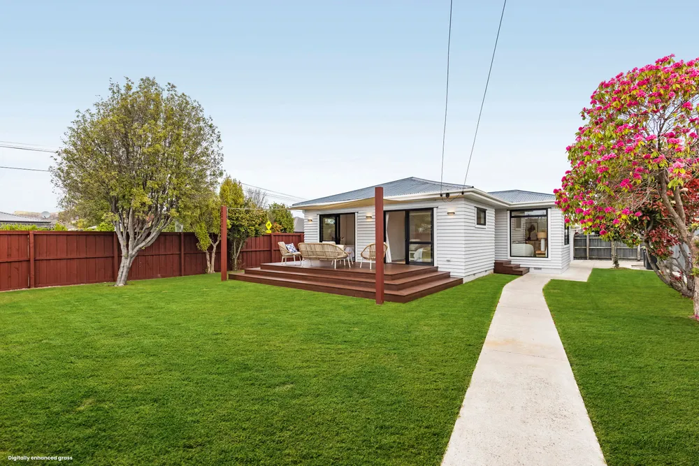 Photos of 54 Inwoods Road