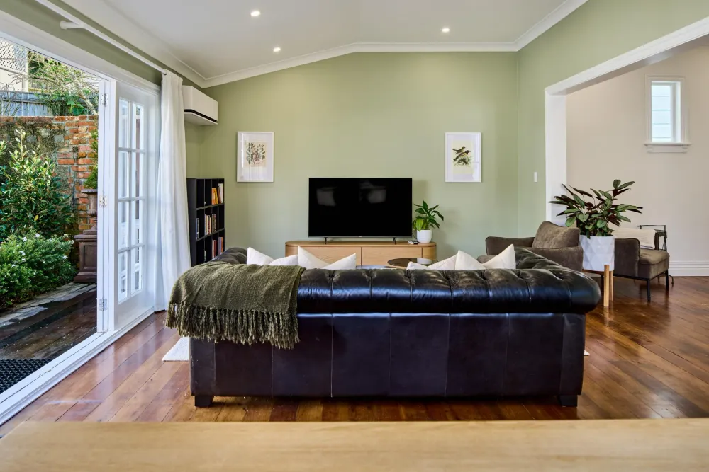 Photos of 25 Newman Terrace