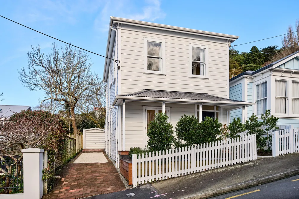 Photos of 25 Newman Terrace