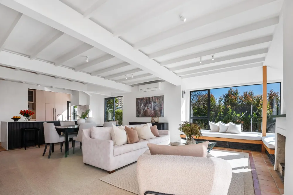 Photos of 4 Mamie Street