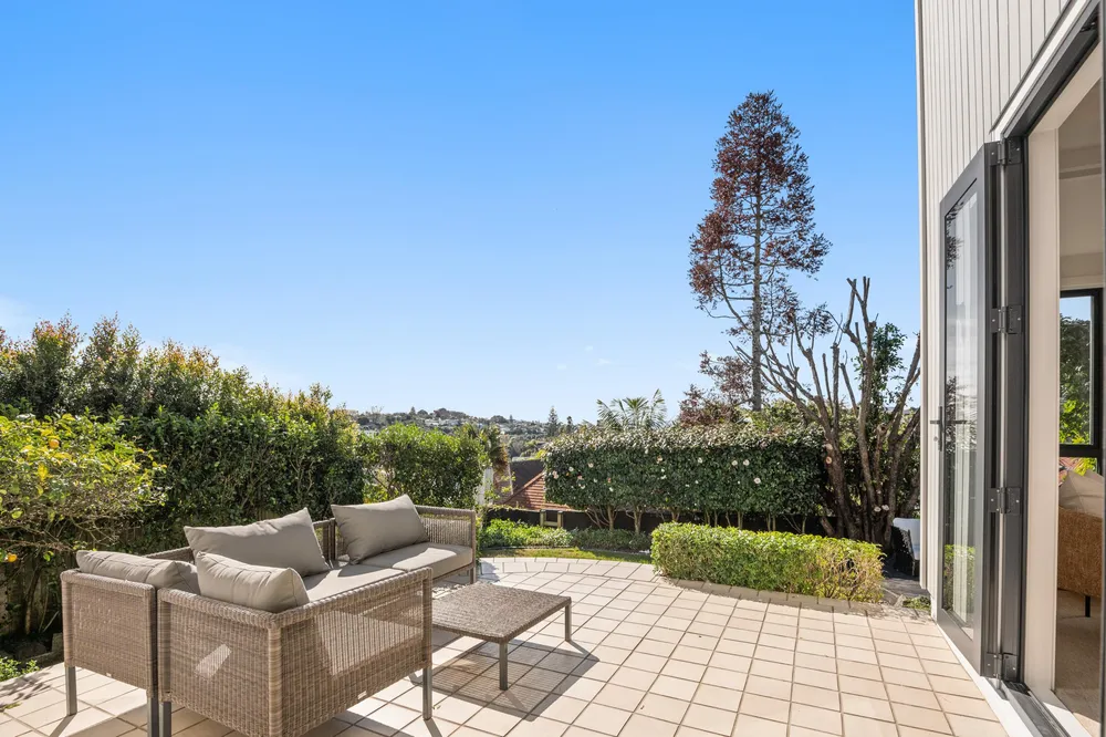 Photos of 4 Mamie Street