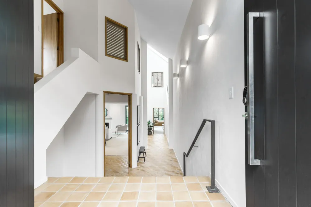 Photos of 4 Mamie Street