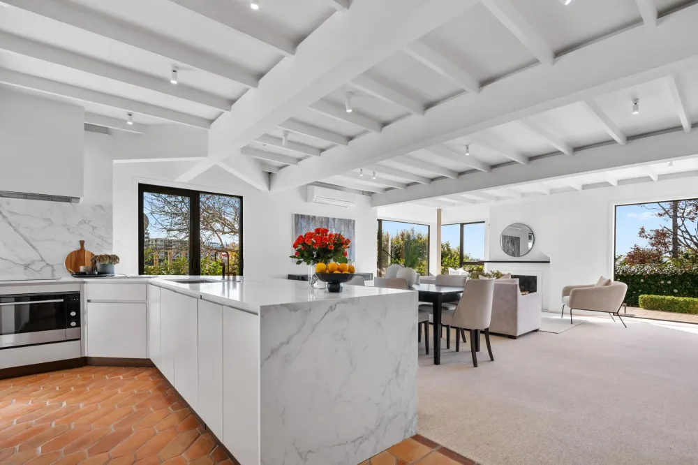Photos of 4 Mamie Street