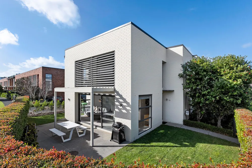 Photos of 32 Styak Street