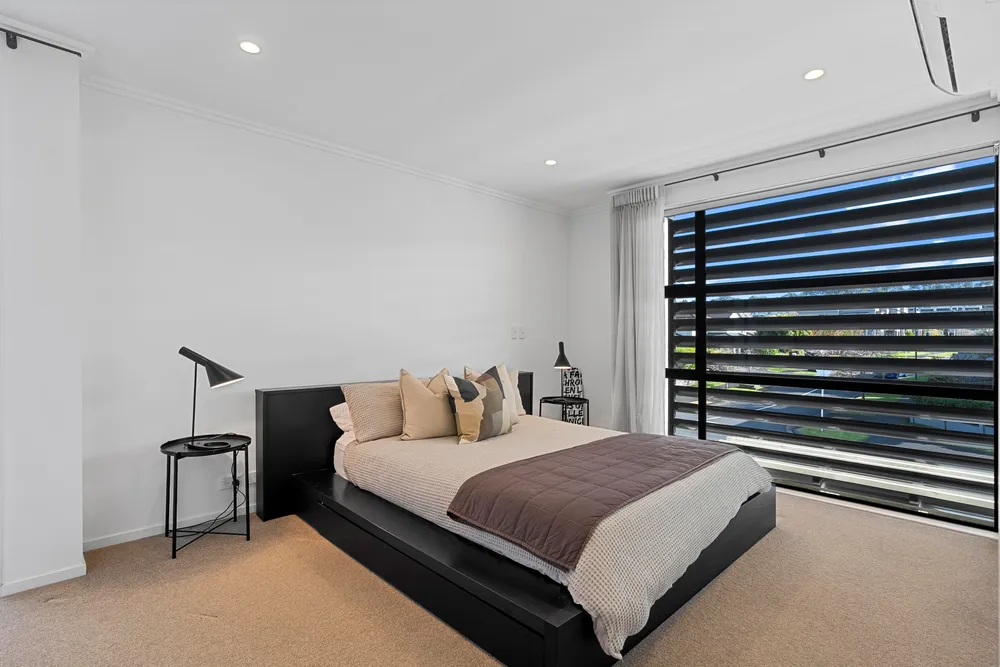 Photos of 32 Styak Street