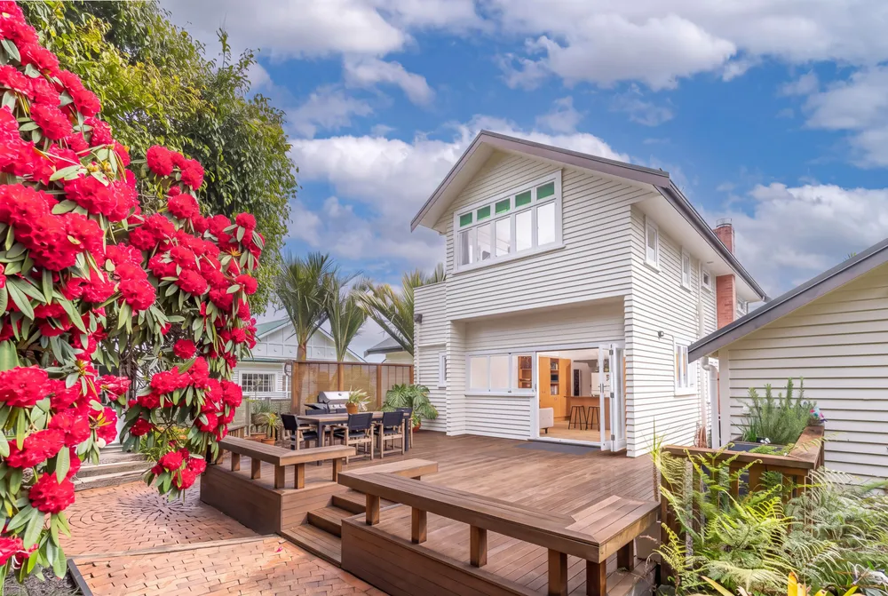 Photos of 15 Atanga Avenue