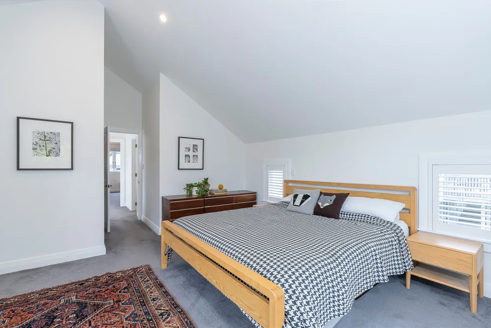 Photos of 15 Atanga Avenue