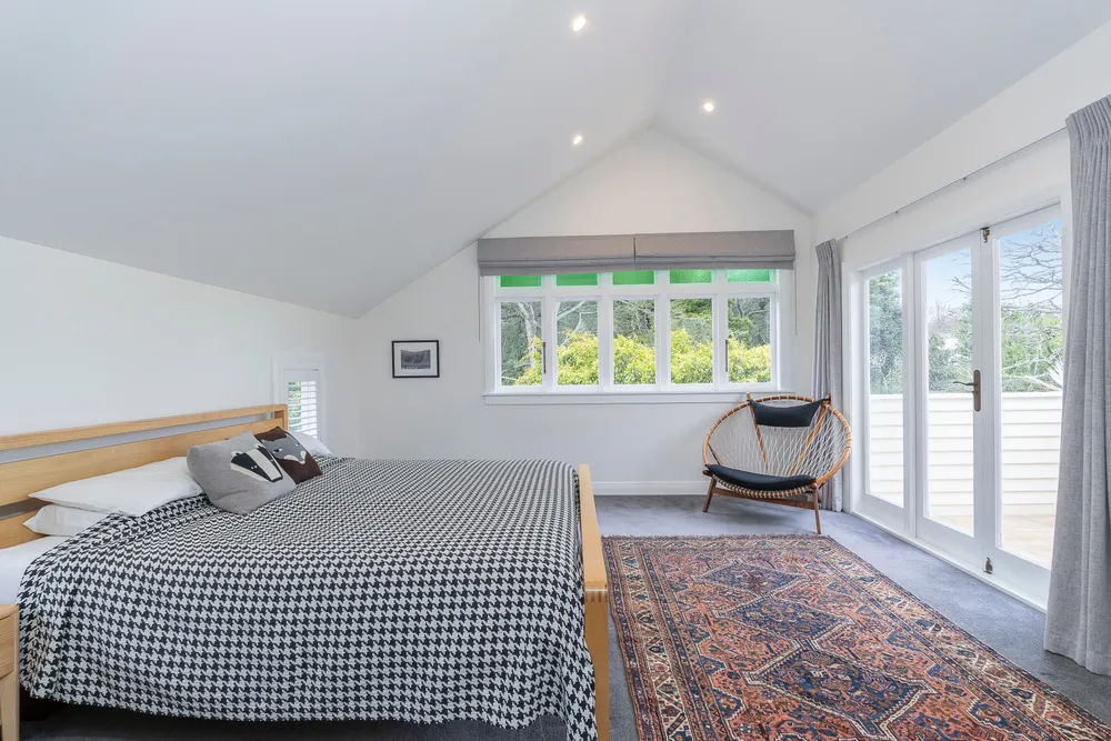 Photos of 15 Atanga Avenue