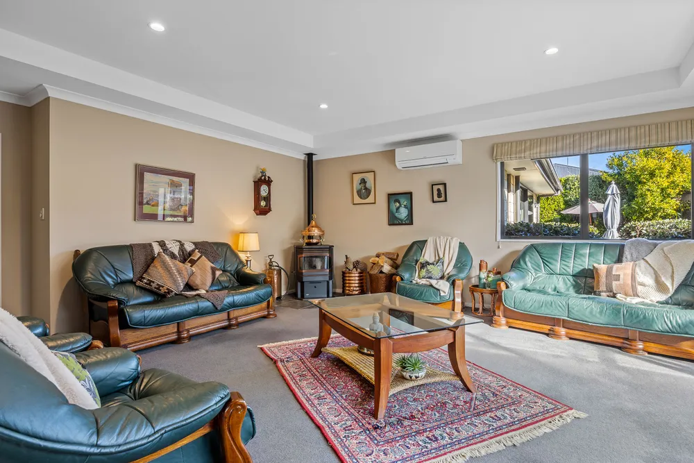 Photos of 16 Kensington Avenue