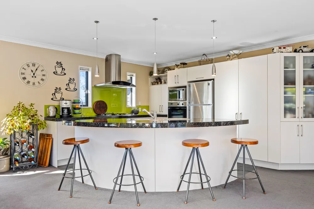Photos of 16 Kensington Avenue