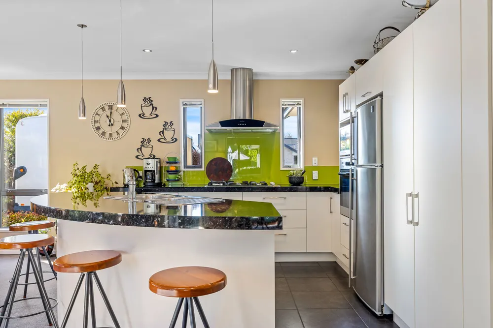 Photos of 16 Kensington Avenue