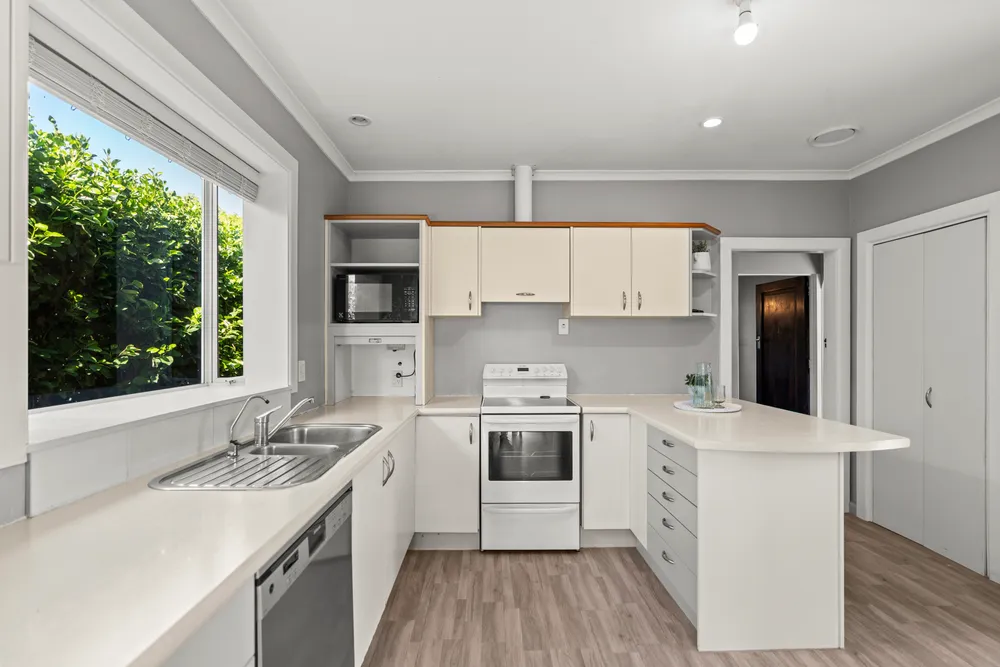 Photos of 76 Sylvan Street