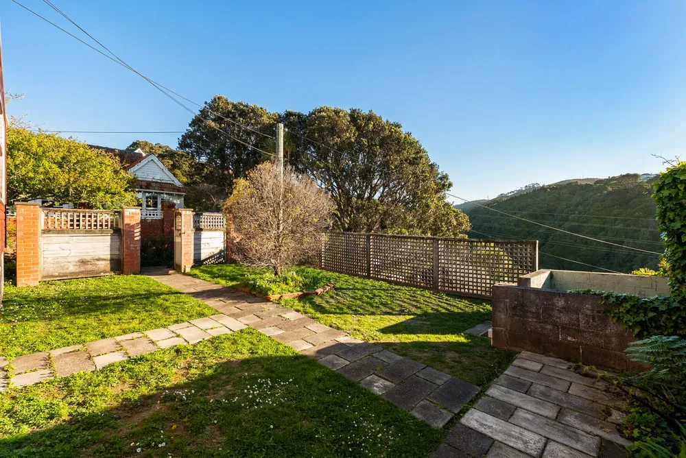 Photos of 29 Moana Road