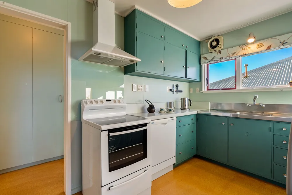 Photos of 29 Moana Road