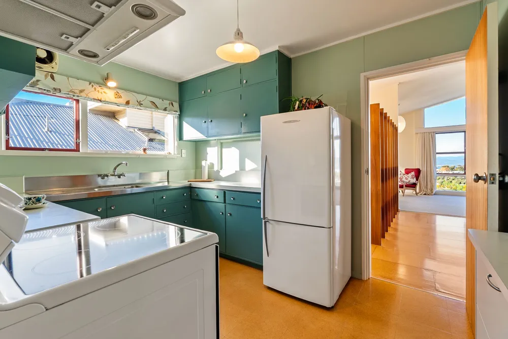 Photos of 29 Moana Road