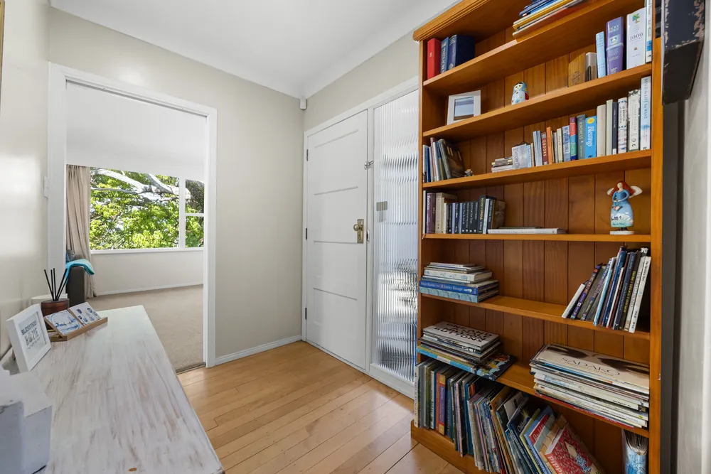 Photos of 15 Glenside Avenue