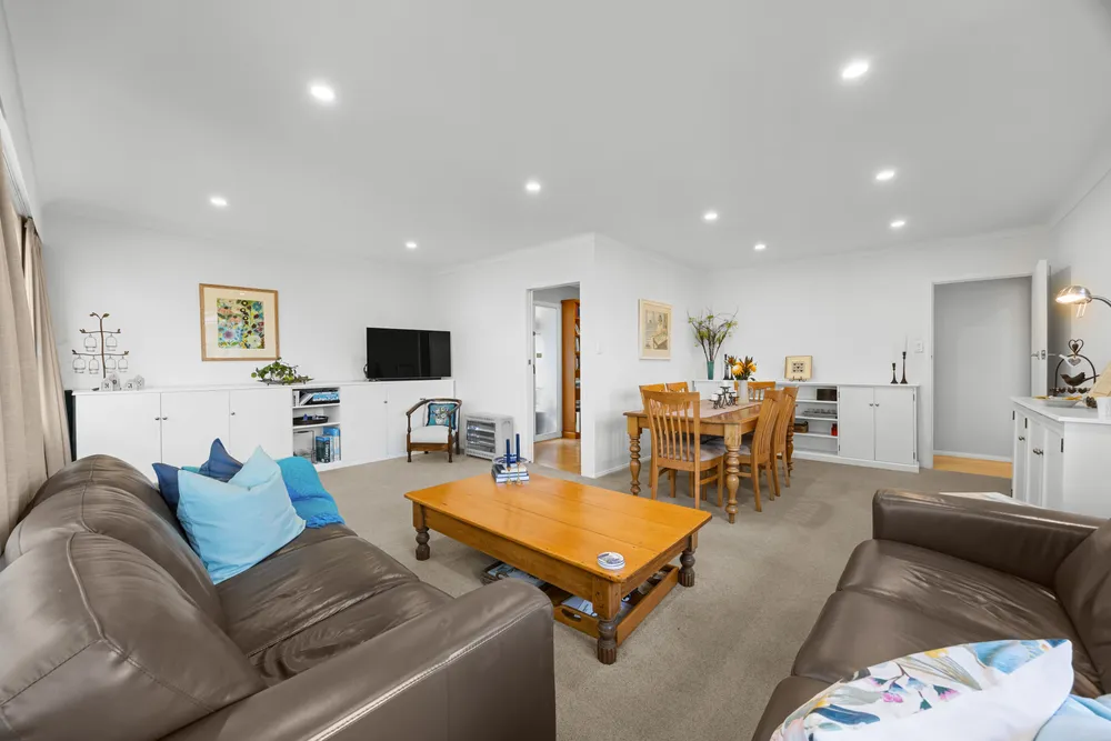 Photos of 15 Glenside Avenue