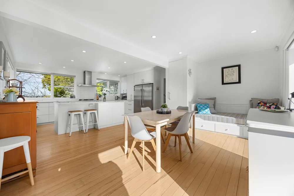 Photos of 15 Glenside Avenue