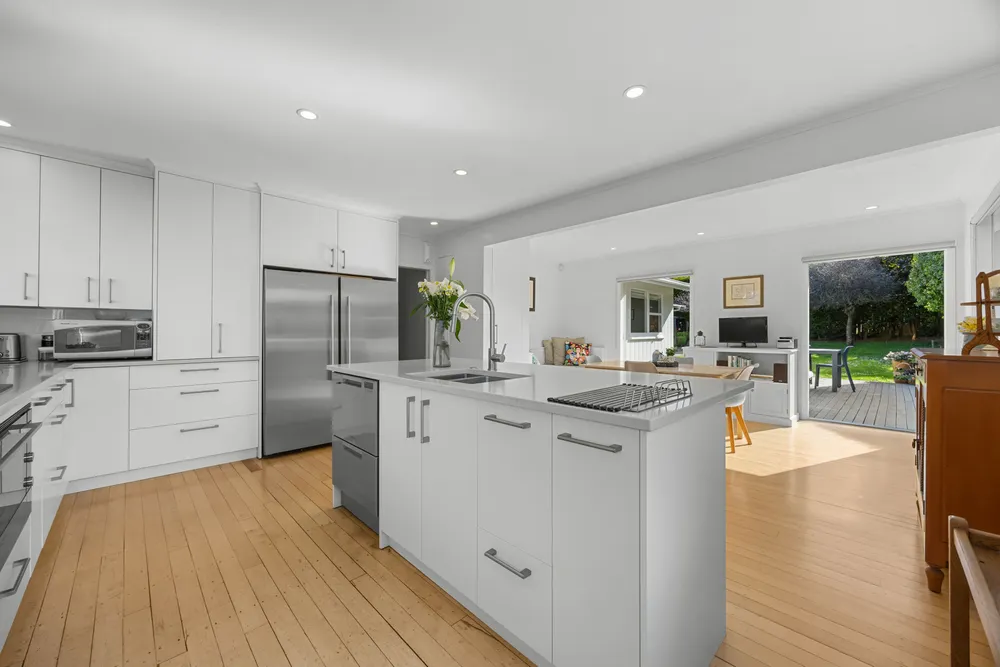 Photos of 15 Glenside Avenue