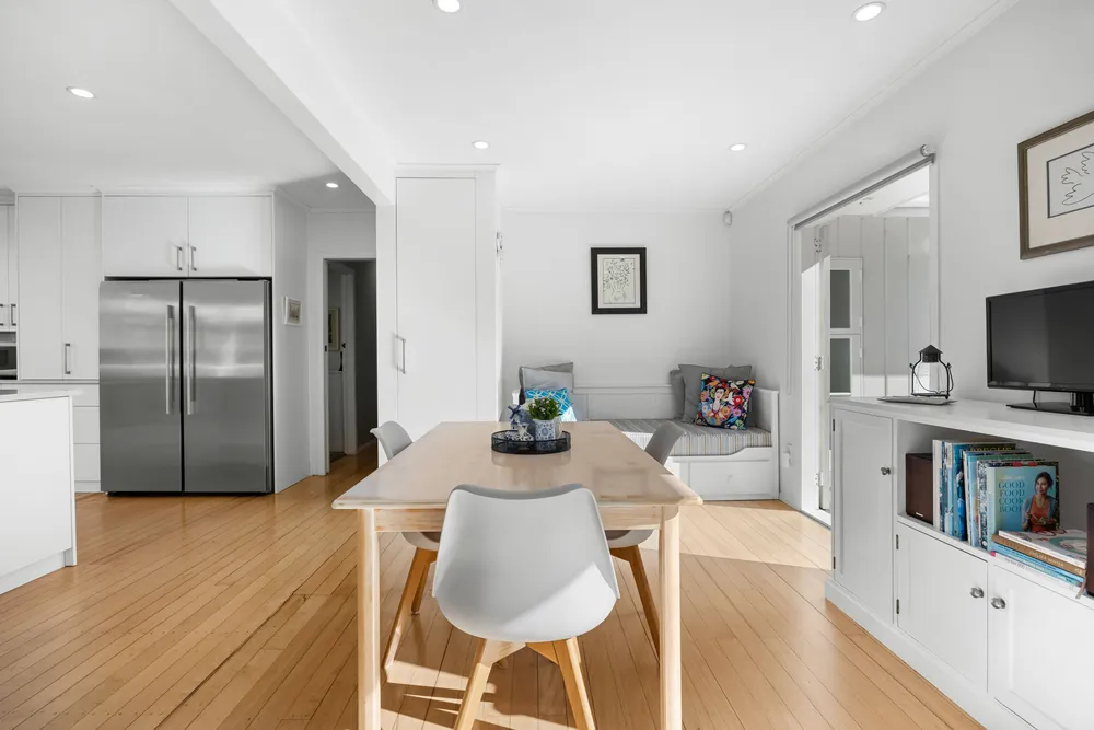 Photos of 15 Glenside Avenue