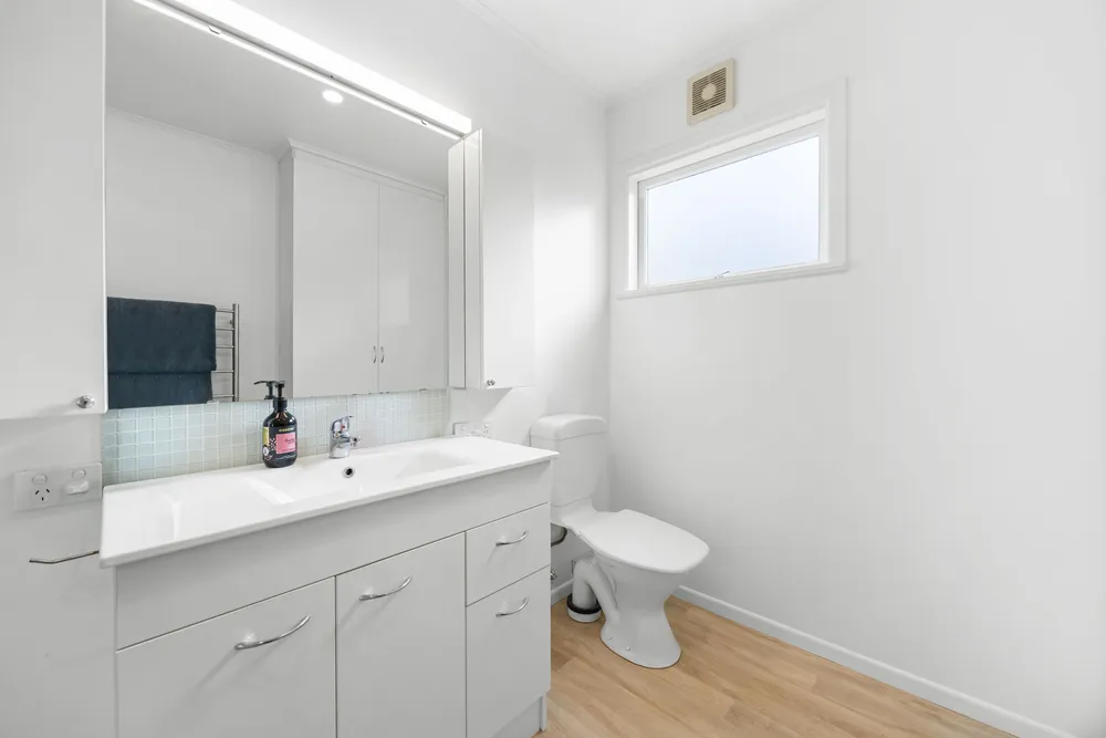 Photos of 15 Glenside Avenue