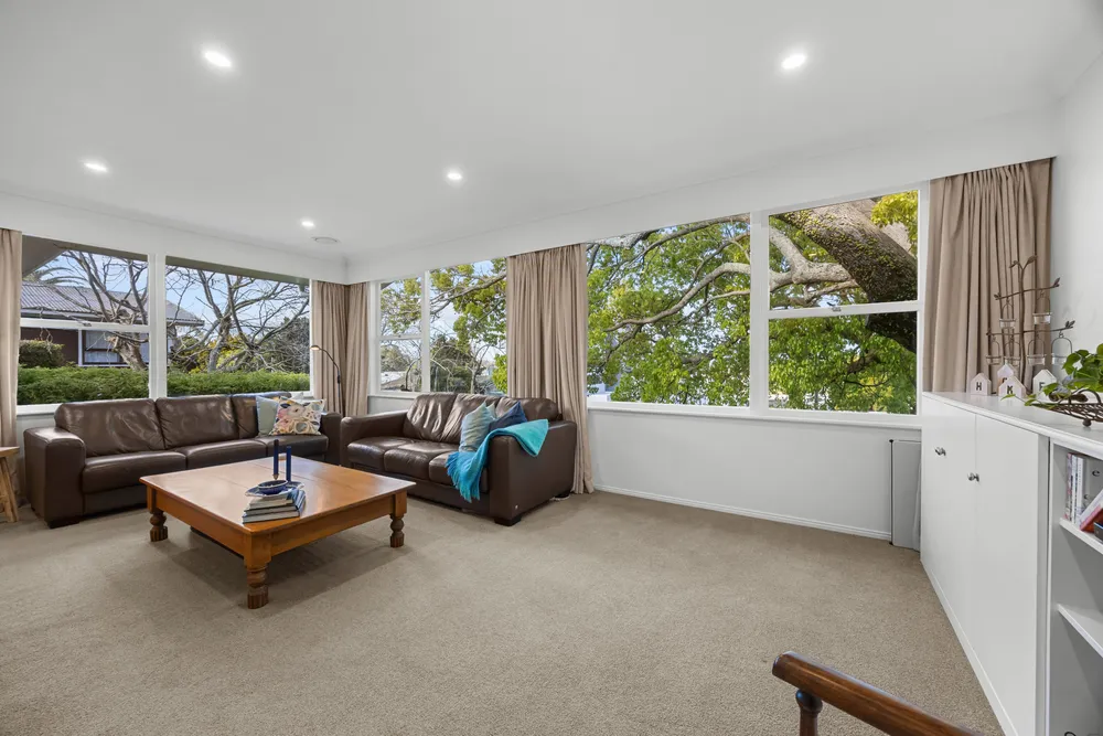 Photos of 15 Glenside Avenue