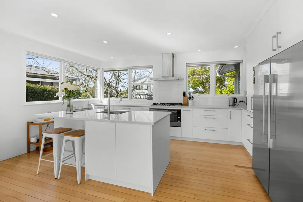 Photos of 15 Glenside Avenue