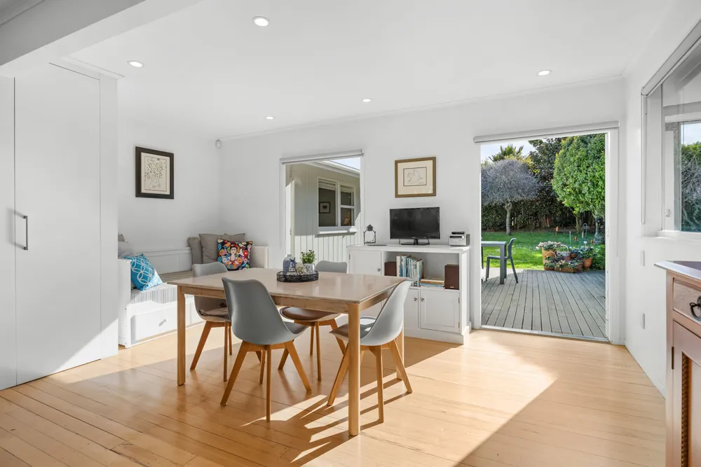 Photos of 15 Glenside Avenue