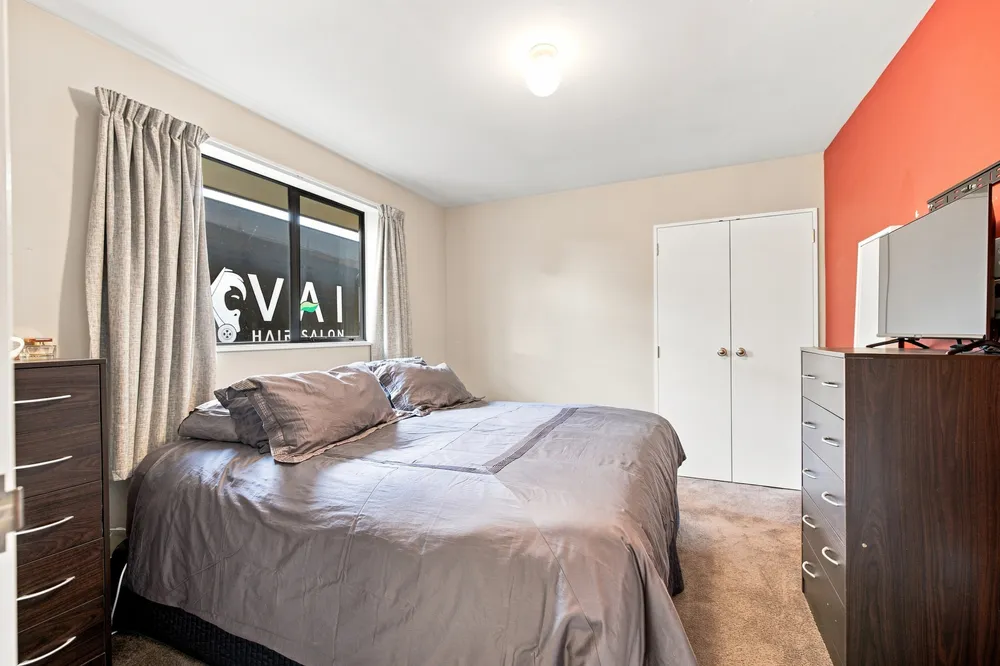 Photos of 7a Boyne Avenue