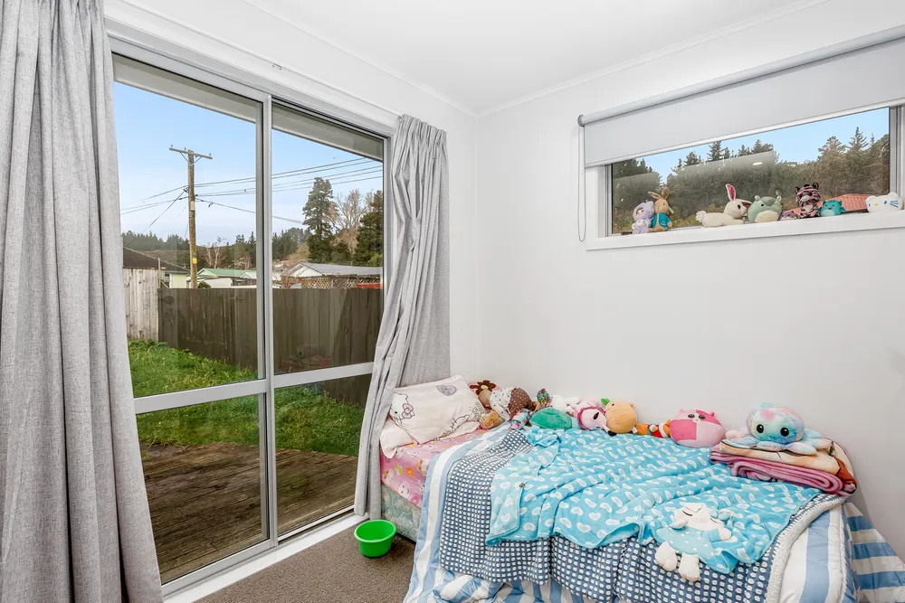 Photos of 21 Mangaroa Hill Road