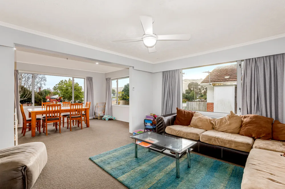 Photos of 21 Mangaroa Hill Road