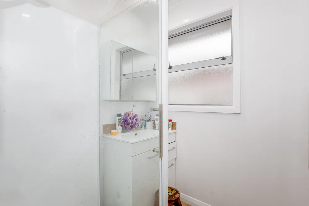 Photos of 21 Mangaroa Hill Road