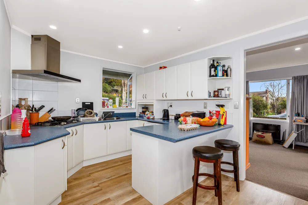 Photos of 21 Mangaroa Hill Road