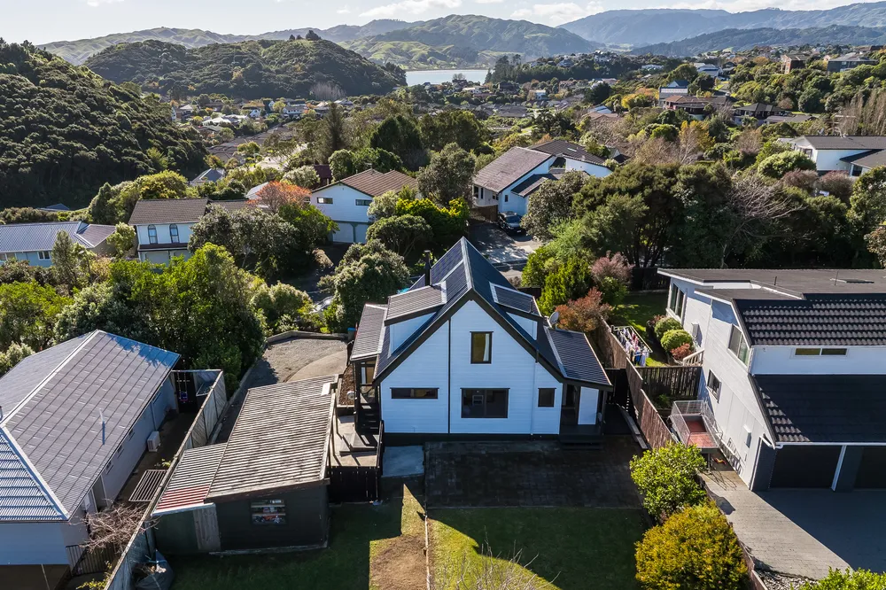 Photos of 90 Discovery Drive