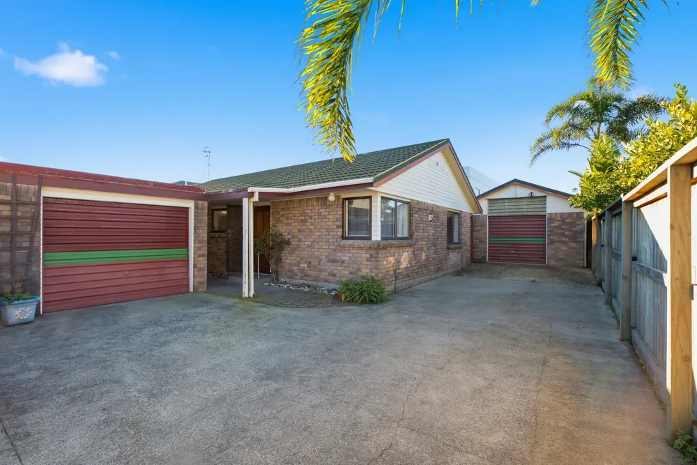 Photos of 29b Dickson Road